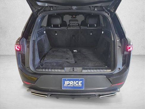 Certified 2025 Land Rover Range Rover Sport SE image 12