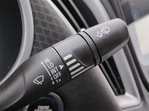 Used 2023 Chevrolet Malibu LT image 28