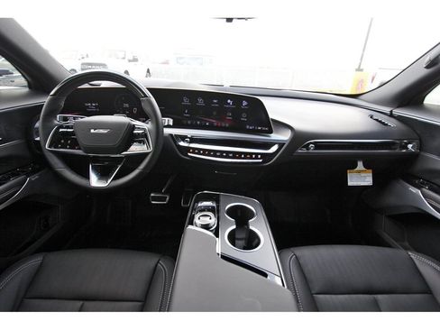 Certified 2026 Cadillac Lyriq V AWD/4WD image 9