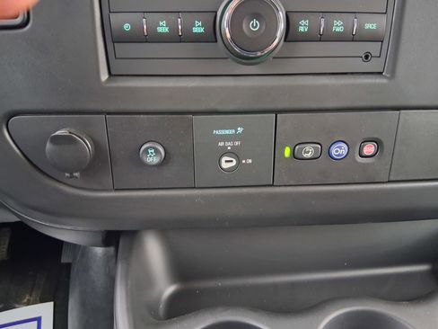 New 2025 GMC Savana 3500 w/ Driver Convenience Package image 25