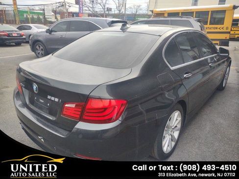 Used 2013 BMW 528i xDrive Sedan image 8