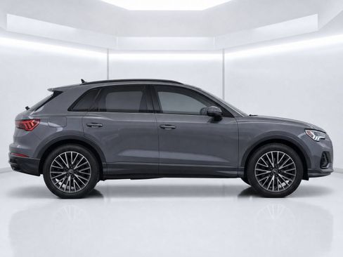 Certified 2023 Audi Q3 2.0T Premium w/ Convenience Package AWD/4WD image 4