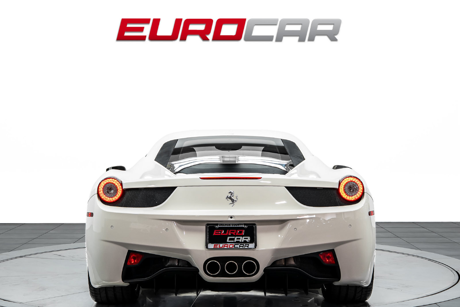 Used 2015 Ferrari 458 Italia Coupe RWD image 4