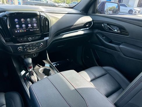 Certified 2023 Chevrolet Traverse RS FWD image 23