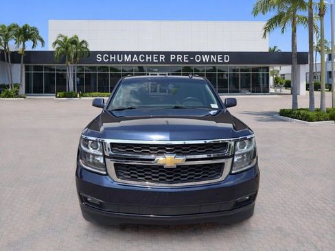 Used 2018 Chevrolet Tahoe LT RWD image 2