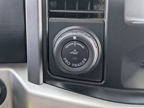 Used 2022 Ford F150 XLT w/ Tow Technology Package image 26