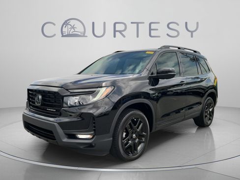 Used 2024 Honda Passport Black Edition image 1