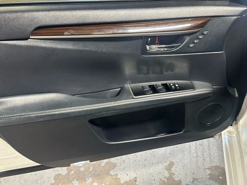 Used 2016 Lexus ES 350 image 12
