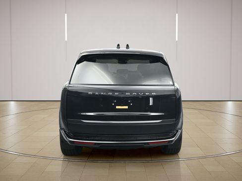 Used 2025 Land Rover Range Rover SE AWD/4WD image 19