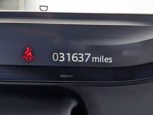 Used 2023 Land Rover Range Rover Sport SE Dynamic image 21