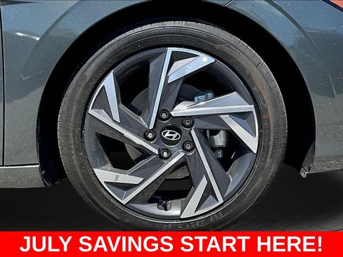 Used 2025 Hyundai Elantra Sport FWD image 39