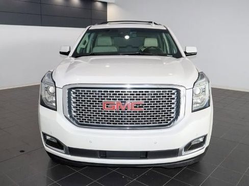 Used 2017 GMC Yukon XL Denali image 8