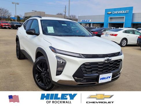 New 2026 Chevrolet Trax ACTIV w/ Driver Confidence Package image 1