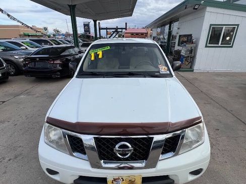 Used 2017 Nissan Frontier SV AWD/4WD image 19
