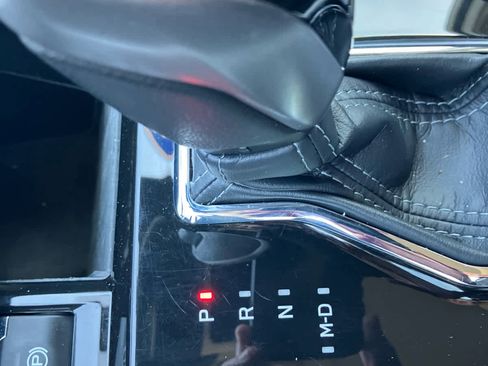 Used 2024 Subaru Outback Limited AWD/4WD image 32