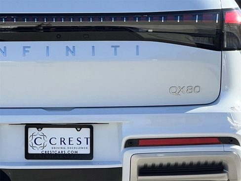 New 2026 INFINITI QX80 Luxe RWD image 5