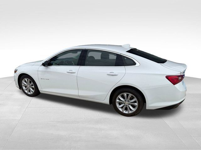 Used 2025 Chevrolet Malibu LT FWD image 3