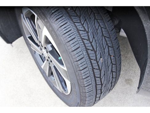 Used 2026 Buick Enclave Sport Touring w/ Power Package FWD image 30
