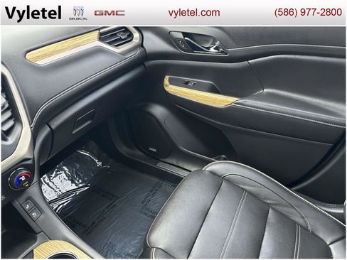 Used 2019 GMC Acadia Denali w/ Technology Package image 33