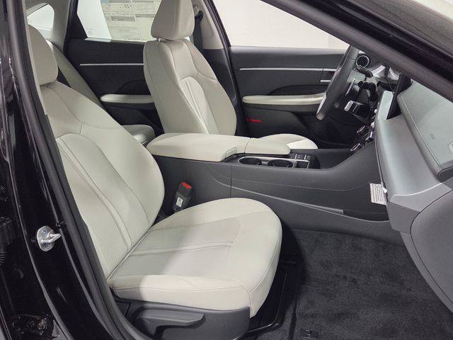 New 2026 Hyundai Sonata SEL FWD image 15