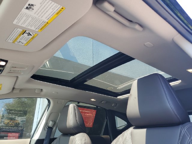 Certified 2025 Nissan Murano Platinum w/ Cargo Package AWD/4WD image 5