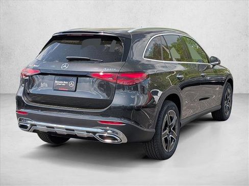 New 2026 Mercedes-Benz GLC 300 4MATIC image 2