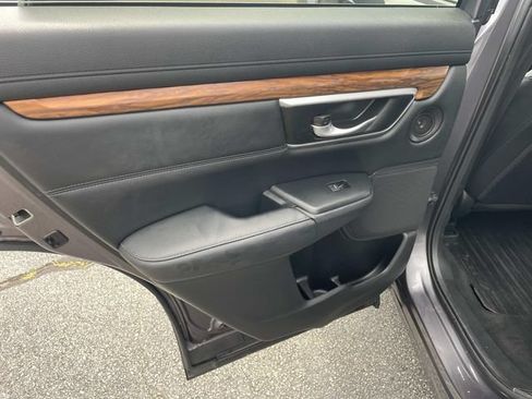 Used 2019 Honda CR-V Touring image 21