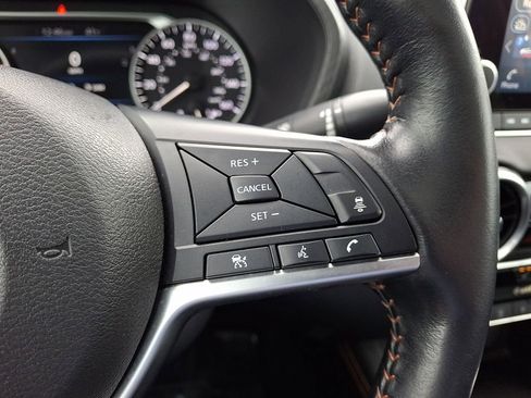 Used 2022 Nissan Sentra SR w/ SR Premium Package image 21