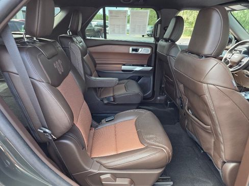 Certified 2023 Ford Explorer King Ranch w/ Technology Package AWD/4WD image 12