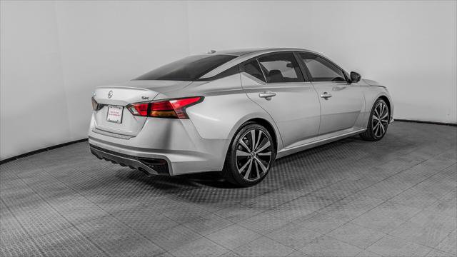 Used 2022 Nissan Altima 2.5 SR FWD image 8