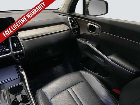 Used 2023 Kia Sorento EX w/ Panoramic Sunroof Package FWD image 26