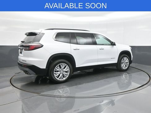 Used 2024 GMC Acadia Elevation w/ Luxury Package image 7