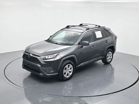 Used 2020 Toyota RAV4 LE image 41