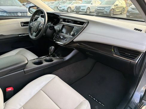 Used 2013 Toyota Avalon XLE Premium image 14