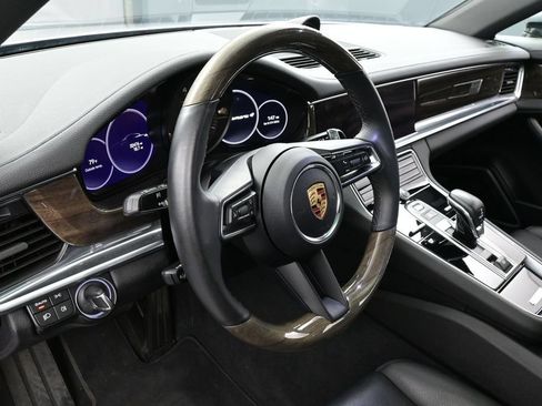 Certified 2022 Porsche Panamera 4 AWD/4WD image 16