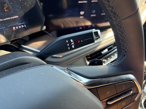 New 2025 Chevrolet Suburban High Country w/ LPO, Illumination Package image 33