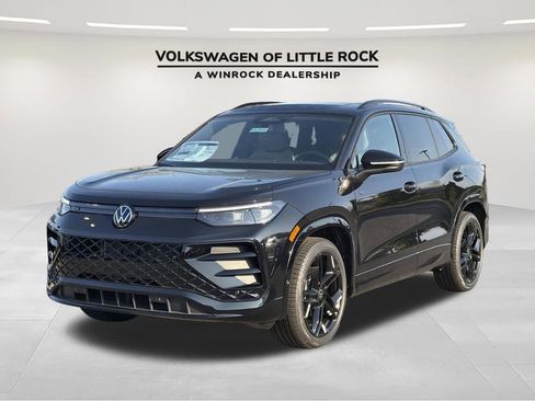 New 2026 Volkswagen Tiguan SE R-Line FWD image 1