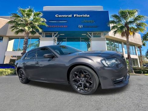 Used 2020 Chrysler 300 S image 2