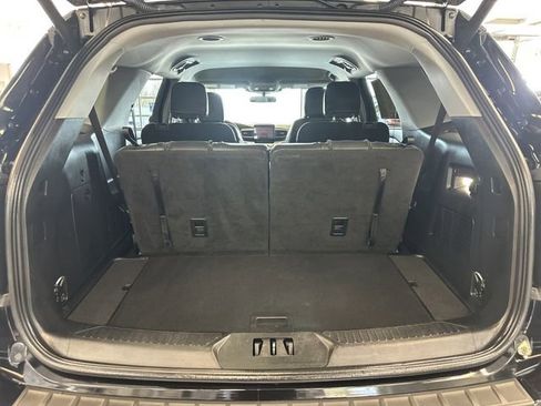 Used 2023 Ford Explorer XLT w/ Equipment Group 202A AWD/4WD image 7