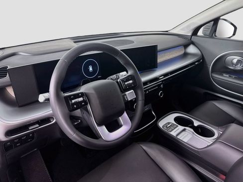 Certified 2026 Hyundai Ioniq 9 SEL AWD/4WD image 9