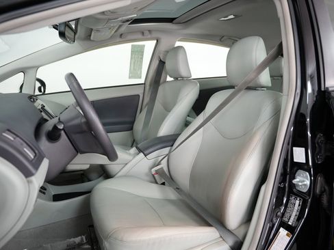 Used 2011 Toyota Prius Four w/ Solar Roof Pkg FWD image 42
