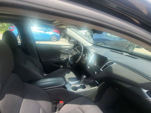 Used 2019 Chevrolet Malibu LT FWD image 15