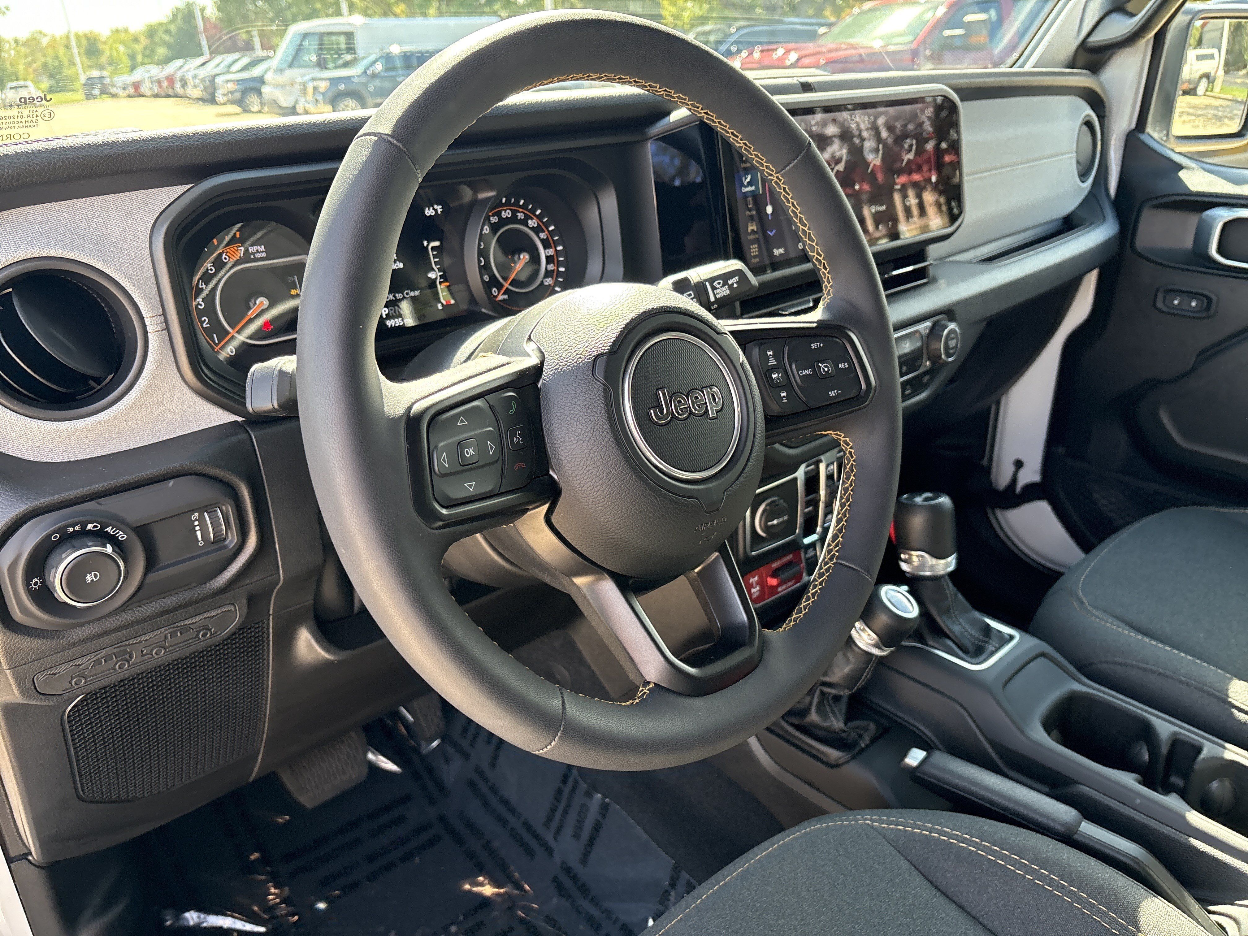 Used 2024 Jeep Wrangler Unlimited Sport AWD/4WD image 21