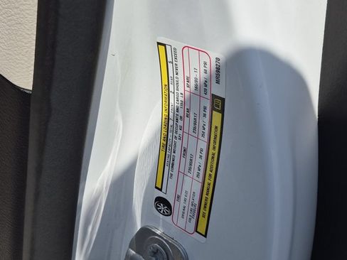 Used 2021 Chrysler Pacifica Touring-L FWD image 24