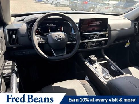 New 2026 Nissan Pathfinder SL AWD/4WD image 18