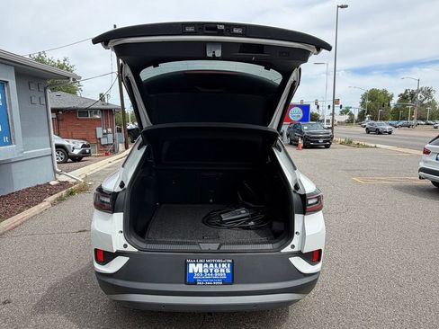 Used 2023 Volkswagen ID.4 Pro S Plus AWD/4WD image 7