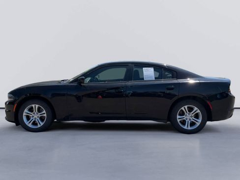 Used 2022 Dodge Charger SXT RWD image 6