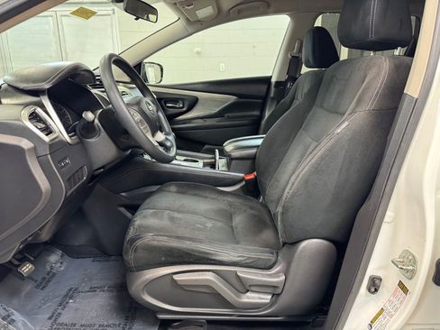 Used 2015 Nissan Murano S image 11