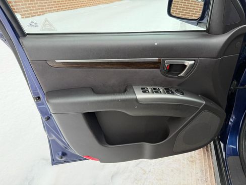 Used 2010 Hyundai Santa Fe SE image 38