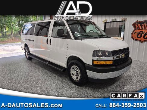 Used 2019 Chevrolet Express 3500 LT w/ LT Preferred Equipment Group RWD image 1